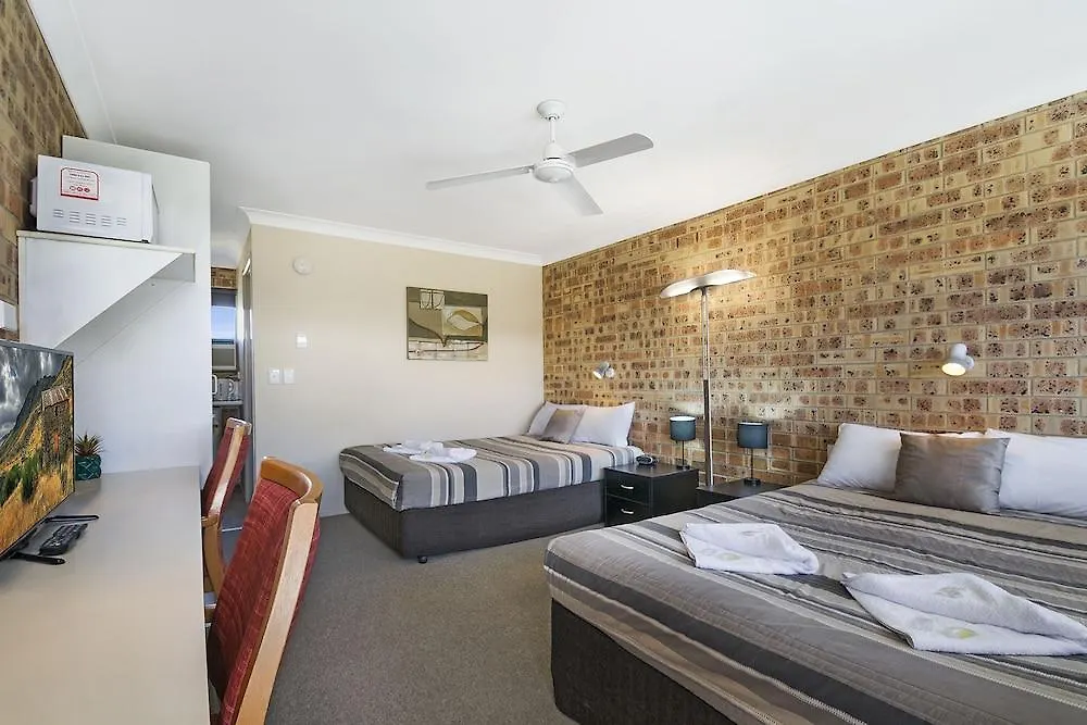 Golden Beach Motor Inn Caloundra